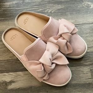ugg luci bow new with box